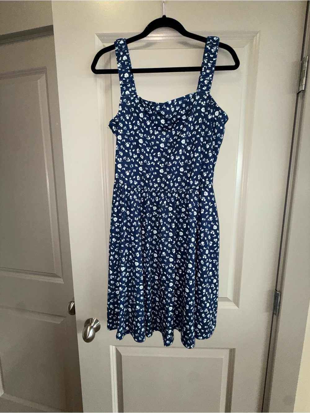 Women’s summer casual square neck dress